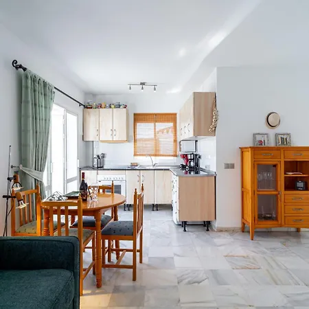 Sunny Terrace Chimenea By Casasol Апартаменты Нерха