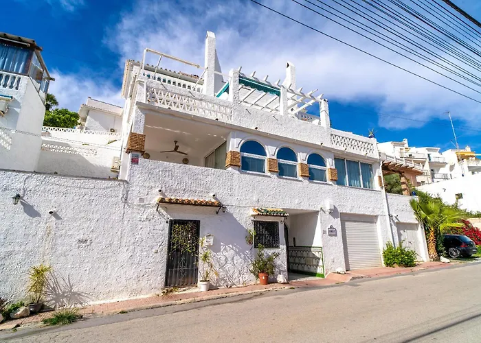 Sunny Terrace Chimenea By Casasol Апартаменты