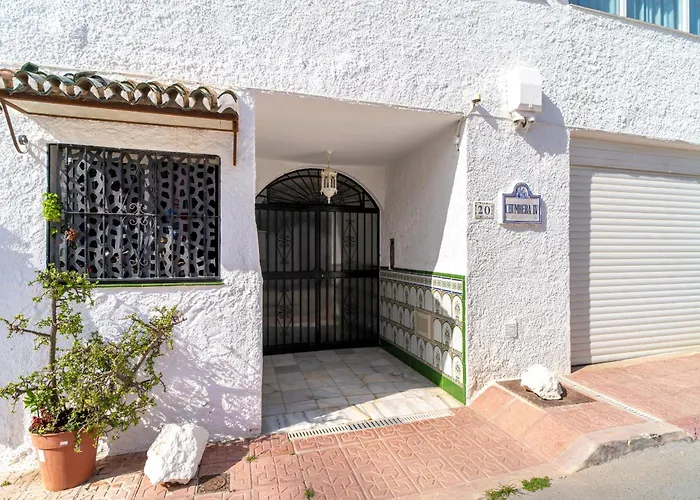 Апартаменты Sunny Terrace Chimenea By Casasol